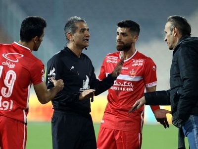 گزارش تصویری نیمه اول بازی پرسپولیس و ذوب آهن اصفهان
