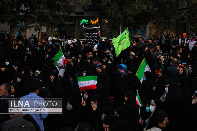 تشییع پیکر شهدای حمله تروریستی شاهچراغ در مشهد