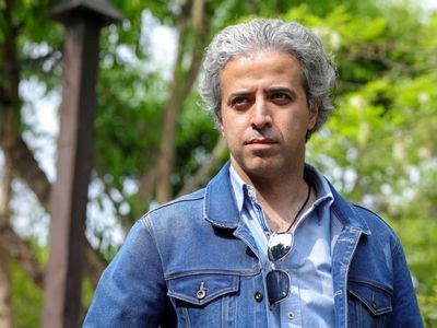 ایوب آقاخانی بازیگر تله‌تئاتر «یک آشنایی ساده» شد
