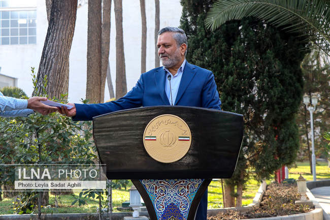 حاشیه جلسه هیئت دولت