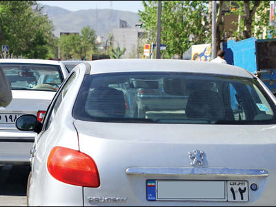 کسر هزینه پارک خودرو در حاشیه معابر مشهد از ۲۰ اردیبهشت ماه