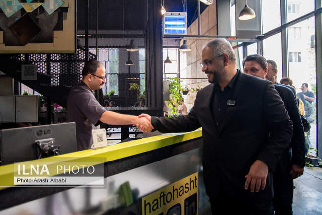 بازدید معاون توسعه کارآفرینی و اشتغال وزارت کار از کارخانه نوآوران آ