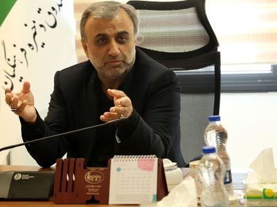 تقویت و توسعه خدمات ارزش‌آفرین در سوپر اپلیکیشن فرهنگیان