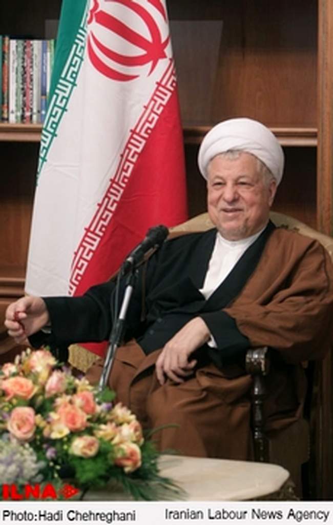 دیدار جمعی از هواداران جمعیت فدائیان اسلام با آیت الله هاشمی