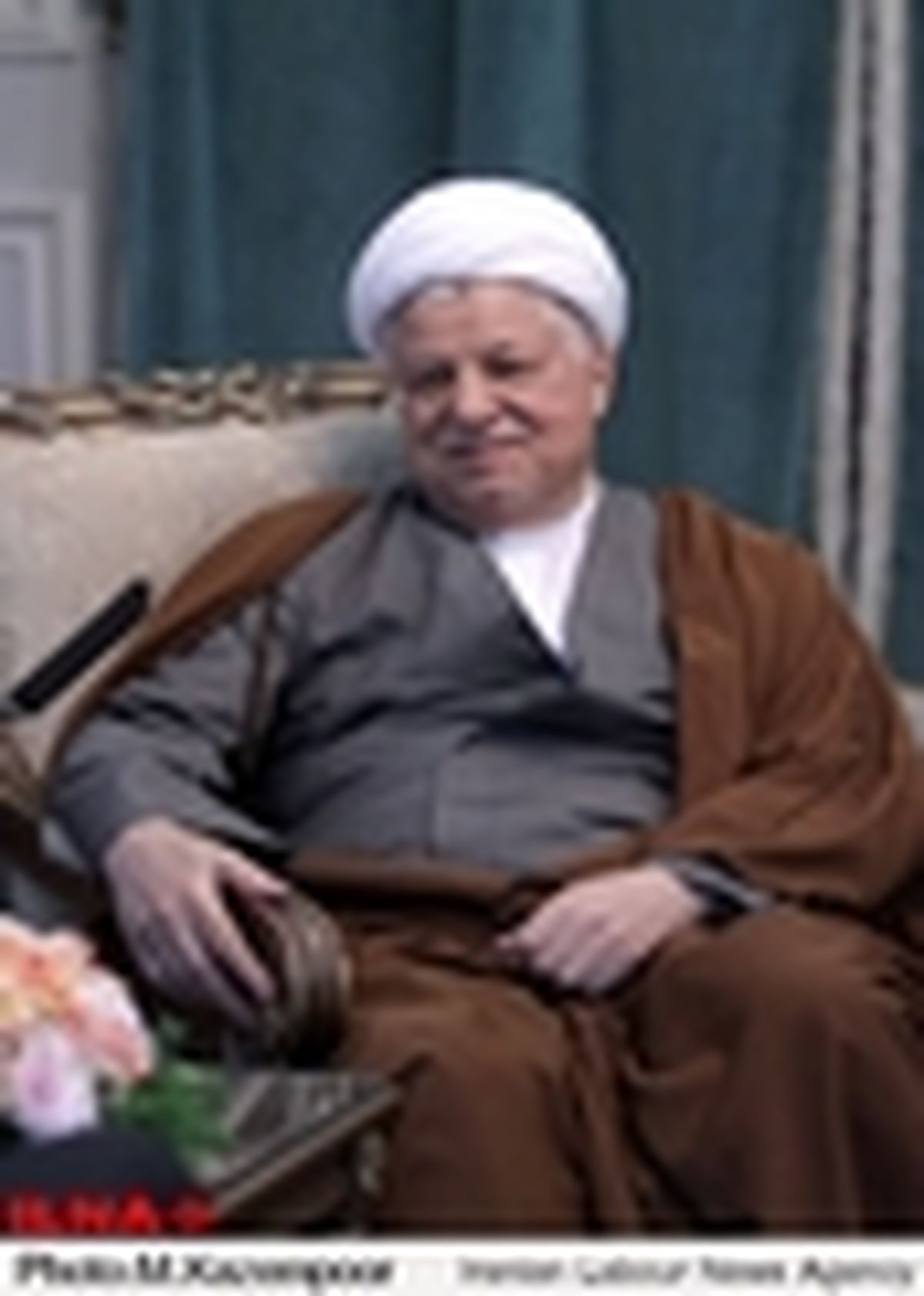 هر نوع اقدام تفرقه انگیز خدمت به دشمنان انقلاب است