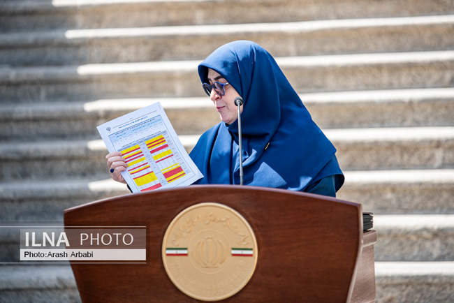 حاشیه جلسه هیات دولت