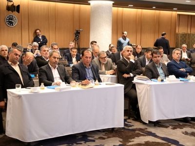پایان دوره آموزشی نمایندگان منتخب پس از ۲۱ نشست تخصصی