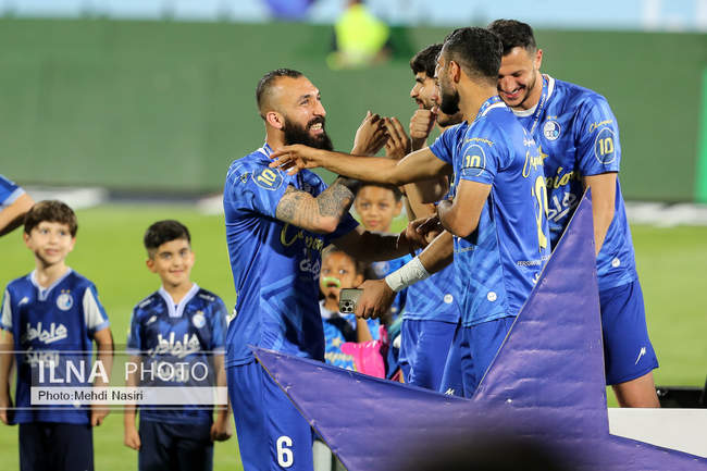 جشن قهرمانی تیم فوتبال استقلال