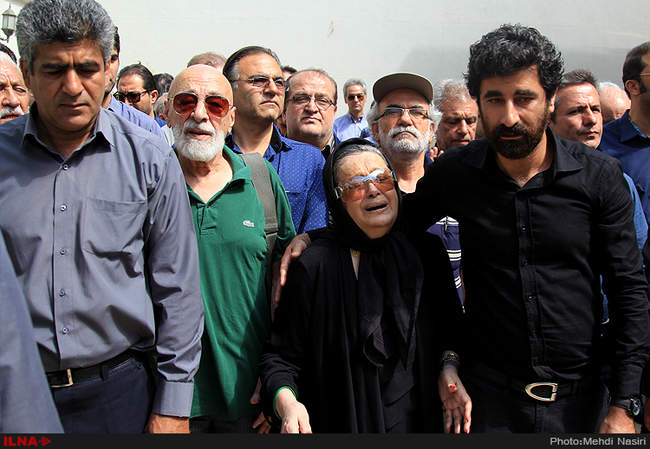 مراسم تشییع پیکر جمشید ارجمند