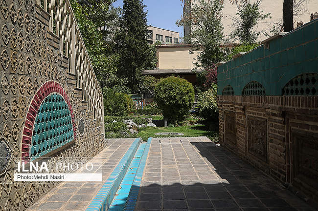 خانه و موزه مقدم