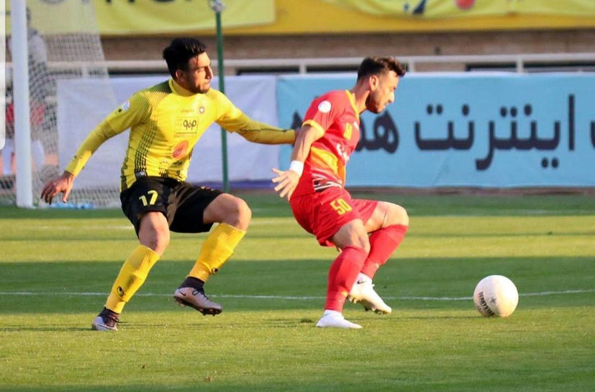 پیروزی طلایی پوشان مقابل فولاد خوزستان