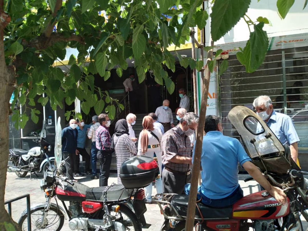 بازنشستگان فولاد خواستار اصلاح احکام همسان‌سازی و افزایش خدمات درمانی شدند