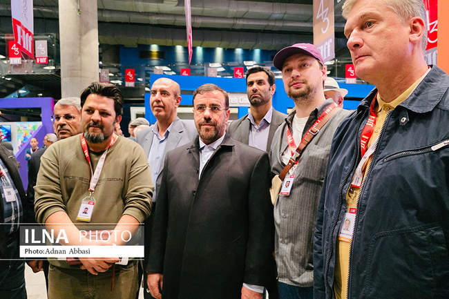 بازدیداستاندارفارس ازمحل برگزاری چهل وسومین جشنواره جهانی فیلم فجر 