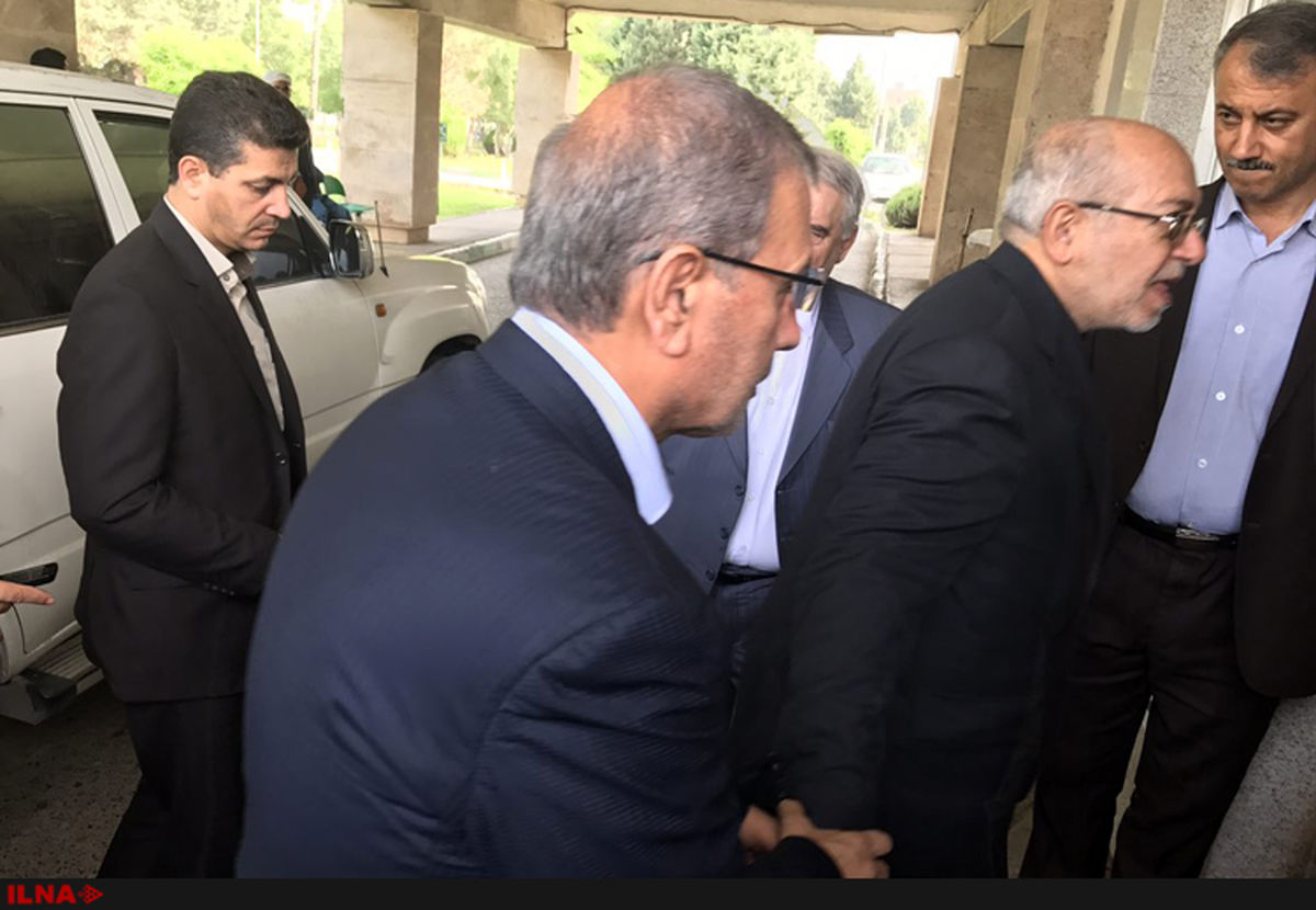 دیدار وزیر کار با مجروحان حادثه انفجار زمستان یورت غربی 
