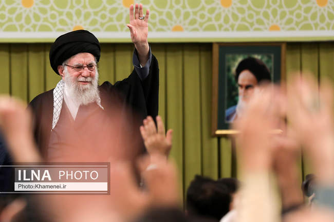 دیدار اقشار مردم با رهبر انقلاب به مناسبت چهل‌وهفتمین سالگرد پیروزی