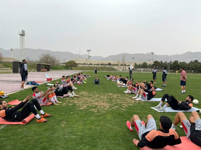 تصاویر اولین تمرین سایپا در سال ۱۴۰۰