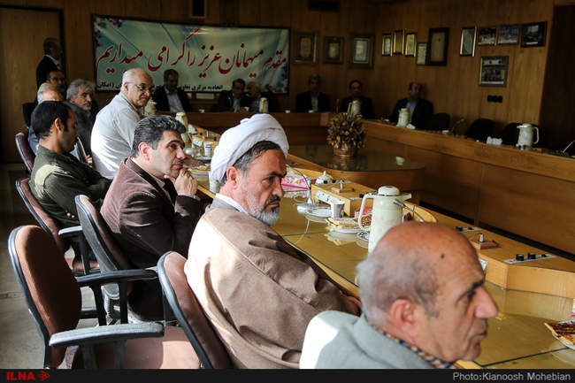 دیدار نوروزی پیشکسوتان و فعالان جامعه کارگری با ابوالقاسم سرحدی‌زا