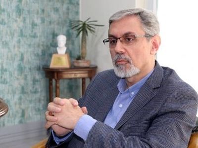واکنش جانشین وزیر بهداشت به ماجرای نابینایی ۹ بیمار پس از جراحی آب مروارید در بیمارستان نگاه