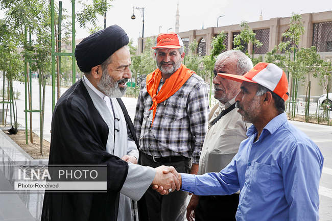  بازدید سرپرست حجاج ایرانی از زائران کشورمان و مرکز پزشکی هلال احمر د