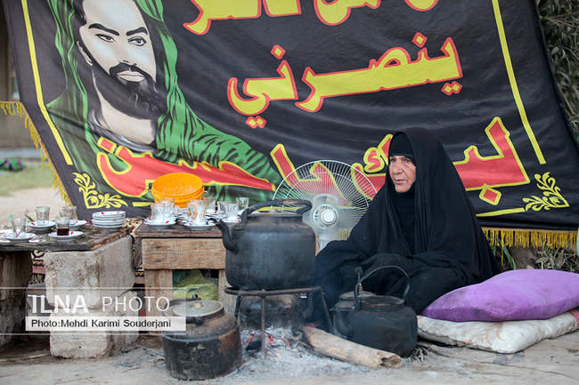 پیاده روی زائران اربعین از مسیر طریق العلما