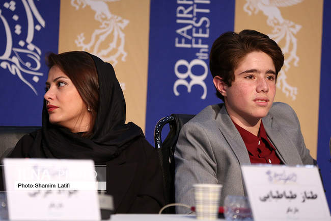 دهمین روز جشنواره فیلم فجر با حضور عوامل فیلم خورشید
