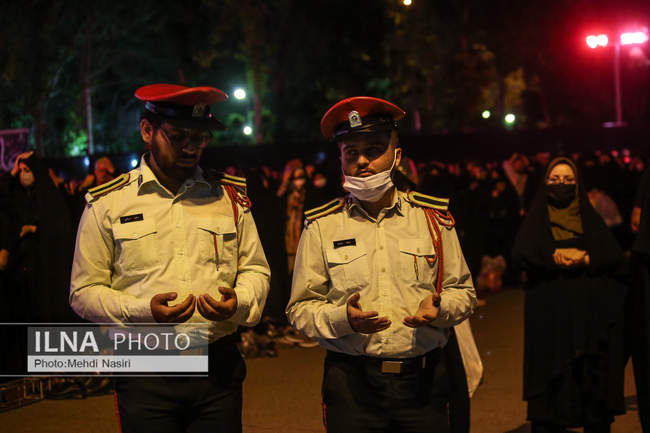 مراسم احیای شب بیست و یکم رمضان در ستاد فرماندهی انتظامی تهران بزرگ