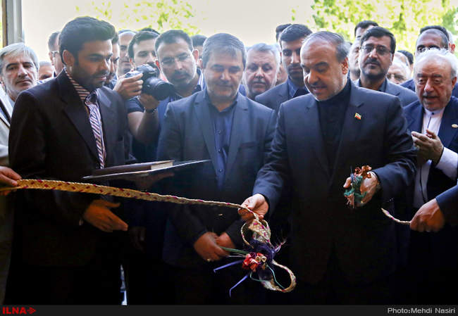 افتتاح پنجمین نمایشگاه بین‌المللی صنایع دستی کشور 