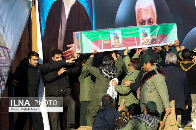 مراسم وداع کرمانی‌ها با پیکر پاک شهید سپهبد قاسم سلیمانی