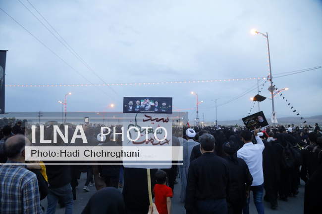 تشییع باشکوه پیکر رئیس جمهوری و یارانش در قم