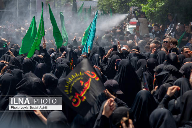 مراسم خیمه‌سوزان ظهر عاشورا در چهارراه گلوبندک تهران/1