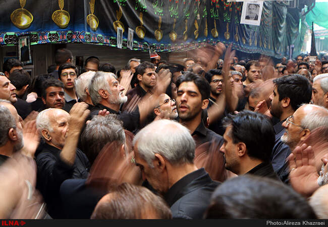 مراسم عزاداری و خیمه سوزان روز عاشورا در بازار تهران