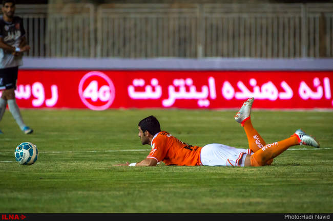 لیگ برتر فوتبال ایران جام خلیج فارس : پرسپولیس-سایپا