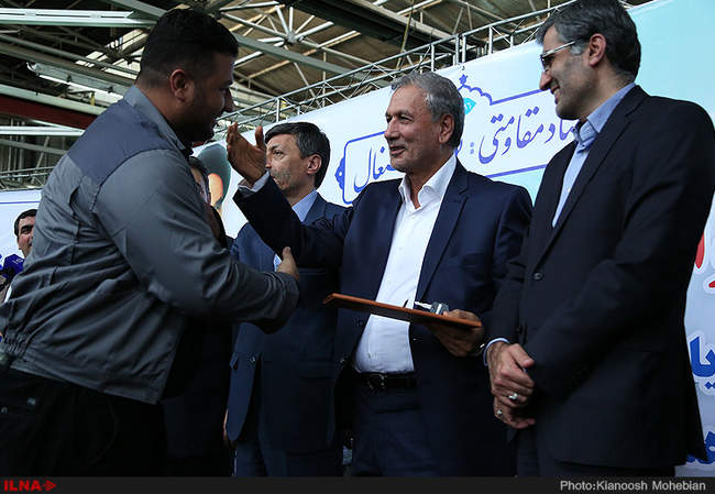 واگذاری 5000 خودروی نیسان به مددجویان کمیته امداد با حضور علی ربیعی وز