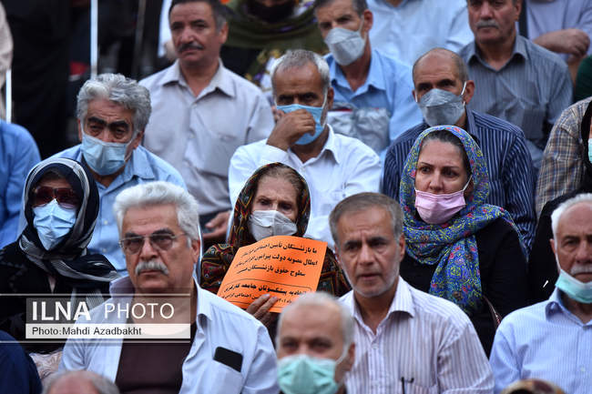 اجتماع کارگران و بازنشستگان به مناسبت روز تامین‌اجتماعی در خانه کار