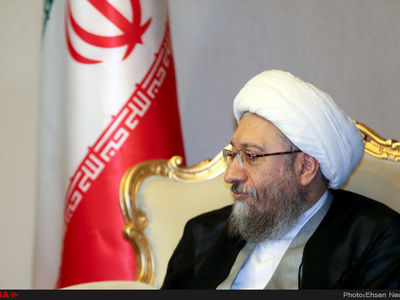 آملی‌لاریجانی درگذشت برادر حجت‌الاسلام صدیقی را تسلیت گفت