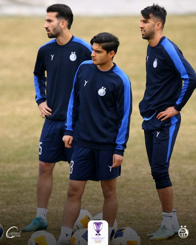 گزارش تصویری: تمرین استقلال با حضور یک مهمان ویژه 