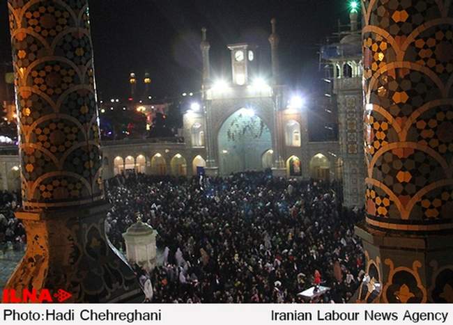 لحظه تحویل سال در حرم حضرت معصومه(س) قم