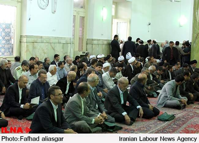 مراسم ترحیم مادر آیتالله هاشمی شاهرودی