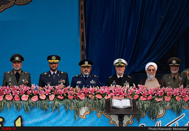 مراسم رژه ارتش جمهوری اسلامی ایران