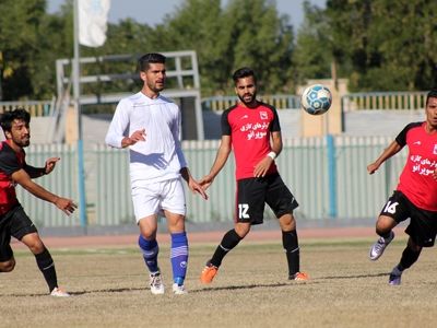 سرمربی ایرانجوان استعفا داد