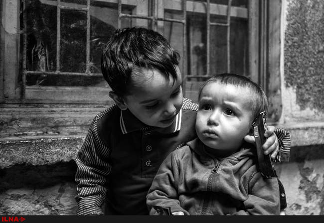 کودکان، یتیم و آواره از جنگ سوریه 