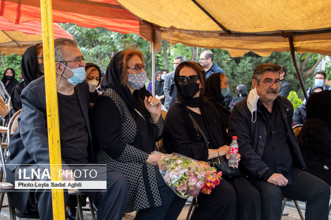 آیین تشییع و خاکسپاری پیکر مرحومه شهلا ناظریان 