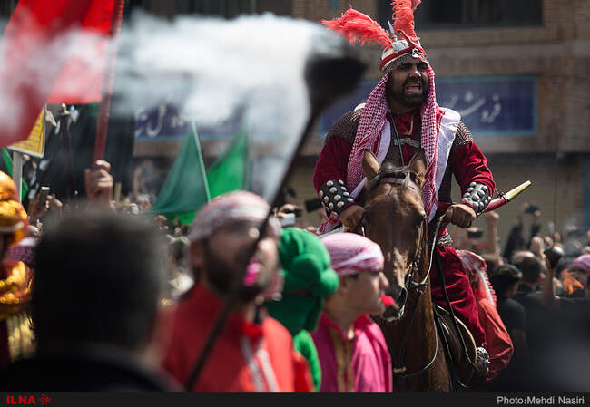 مراسم خیمه سوزان روز عاشورا در بازار تهران