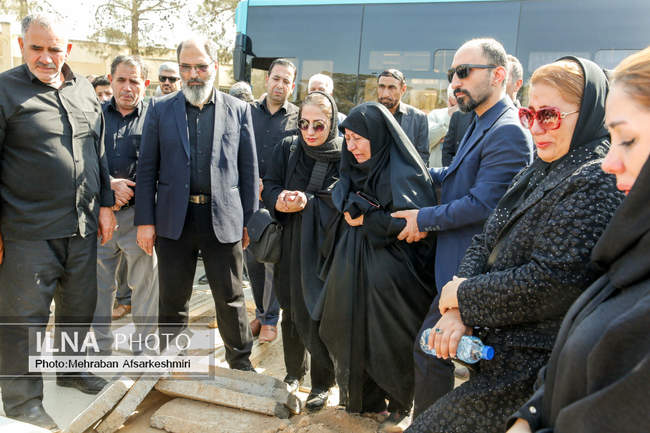 تشییع پیکر حسین حبیبی فعال پیشکسوت کارگری 