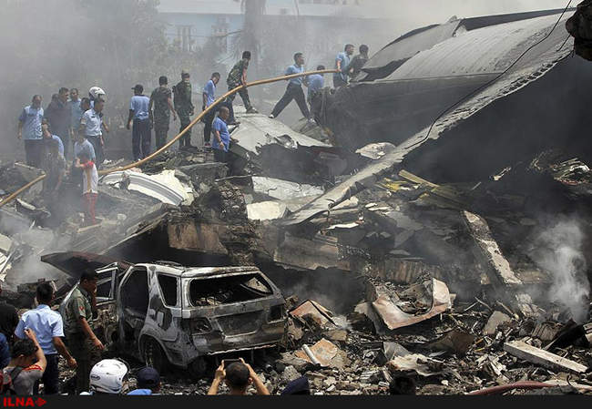 سقوط هواپیمای C130 با 101 مسافر در اندوزی