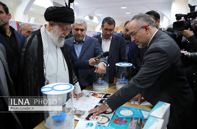 بازدید رهبر انقلاب از نمایشگاه شرکت‌های دانش‌بنیان و فناوری‌های ب