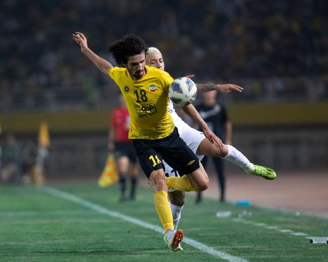 گزارش تصویری دیدار سپاهان و شباب الاهلی امارات