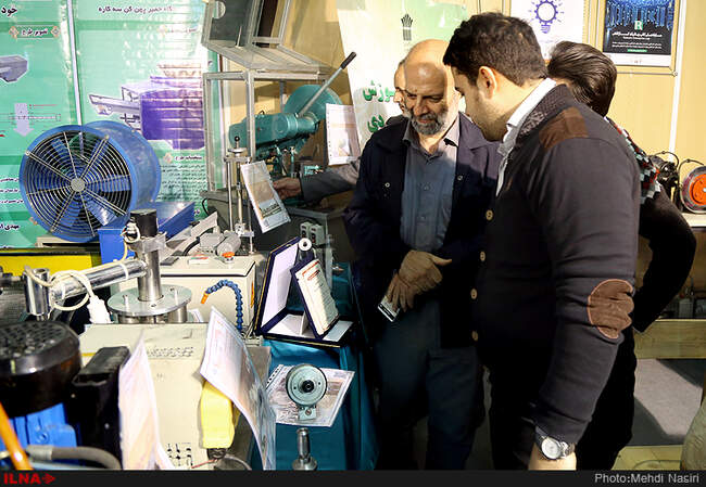 بازدید علیرضا محجوب از نمایشگاه بین المللی الکامپ