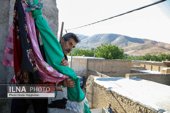 آئین سنتی علم گردانی در روستای تاریخی هزاوه
