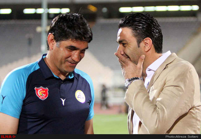 دیدار تیم های استقلال و نفت تهران